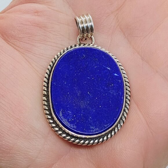 Large Oval Lapis Lazuli Gemstone Pendant Sterling Silver Rope Border - Picture 1 of 7